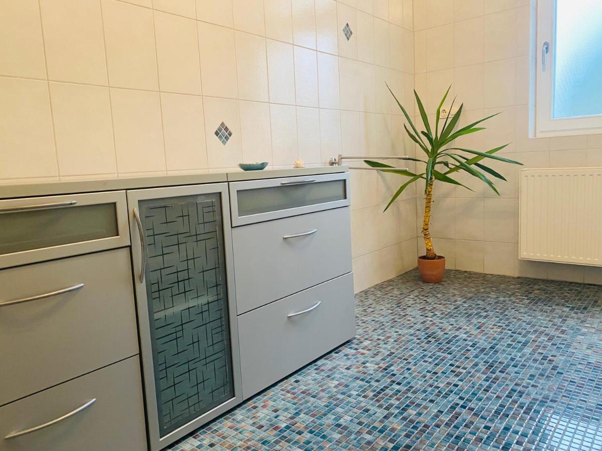 Kapitaenshaus An Der Warnow Mit Sauna Ρόστοκ Εξωτερικό φωτογραφία